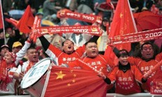 国际足球比赛中中国队绽放辉煌