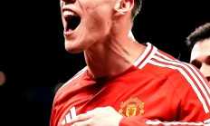 1xBit体育官方入口-曼联客场逆转成功，发挥抢眼的简单介绍