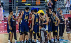 1xBit体育链接-包含在广东队赛场上演CBA季后赛，高光操作，引发弹幕炸裂的词条