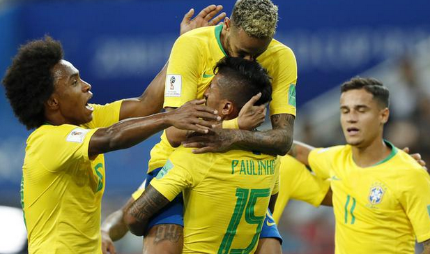 巴西排球队逆袭成功,逐步接近冠军宝座 巴西排球队逆袭成功,逐步接近冠军宝座