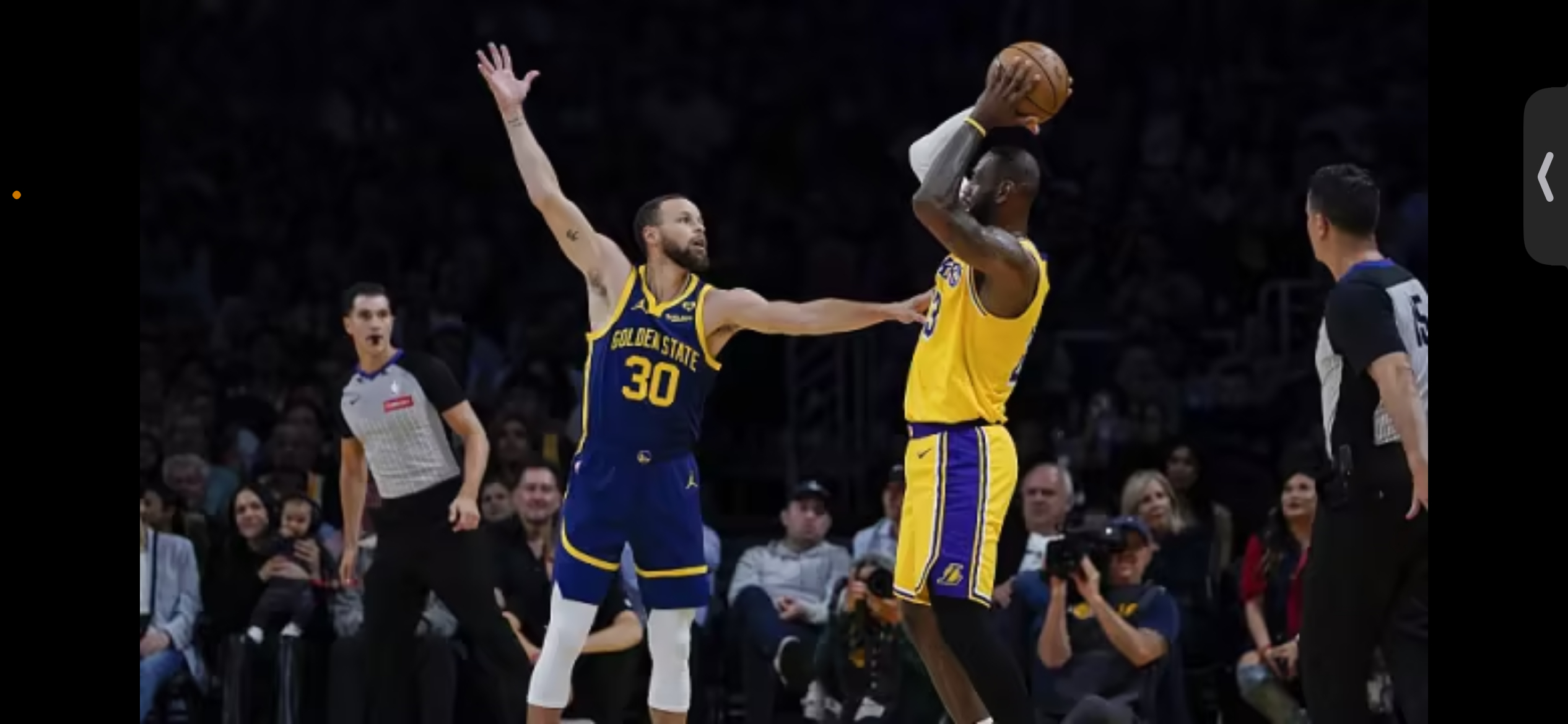 勇士大胜湖人，库里狂砍30分