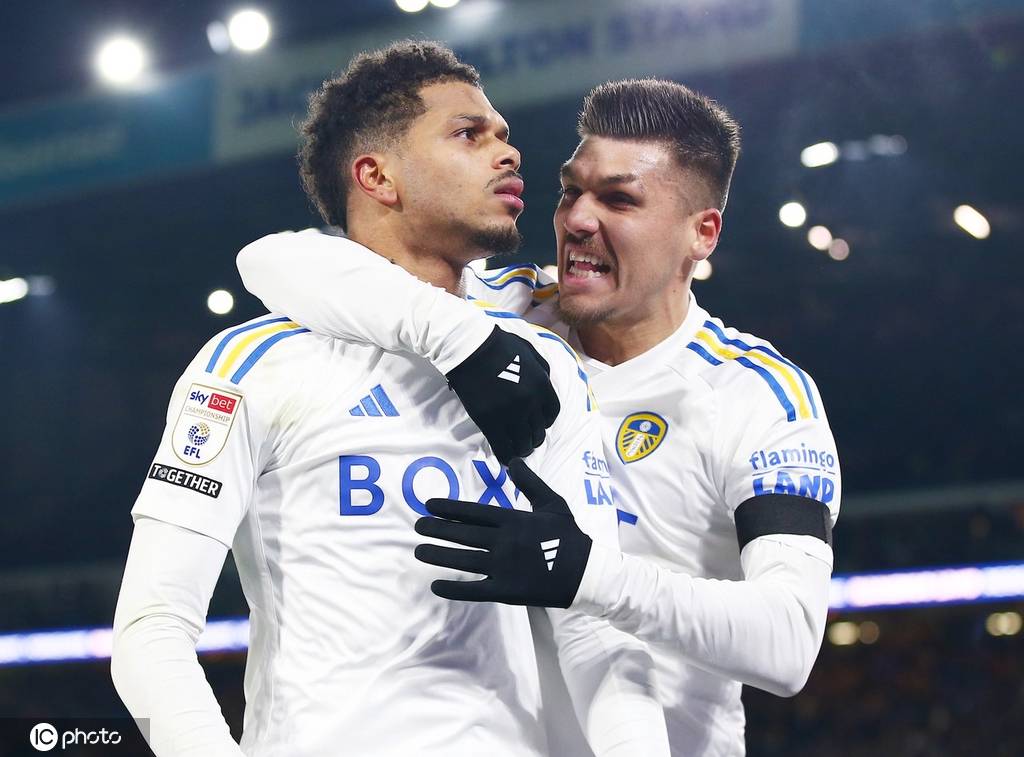 利兹联大比分战胜对手,士气高昂的简单介绍 利兹联大比分战胜对手,士气高昂的简单介绍