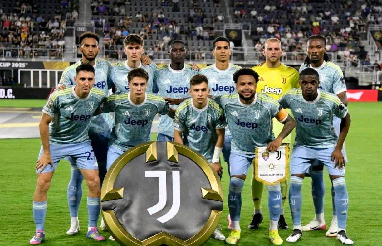 包含尤文图斯多点开花锁定小组头名，淘汰赛冠军热力十足的词条