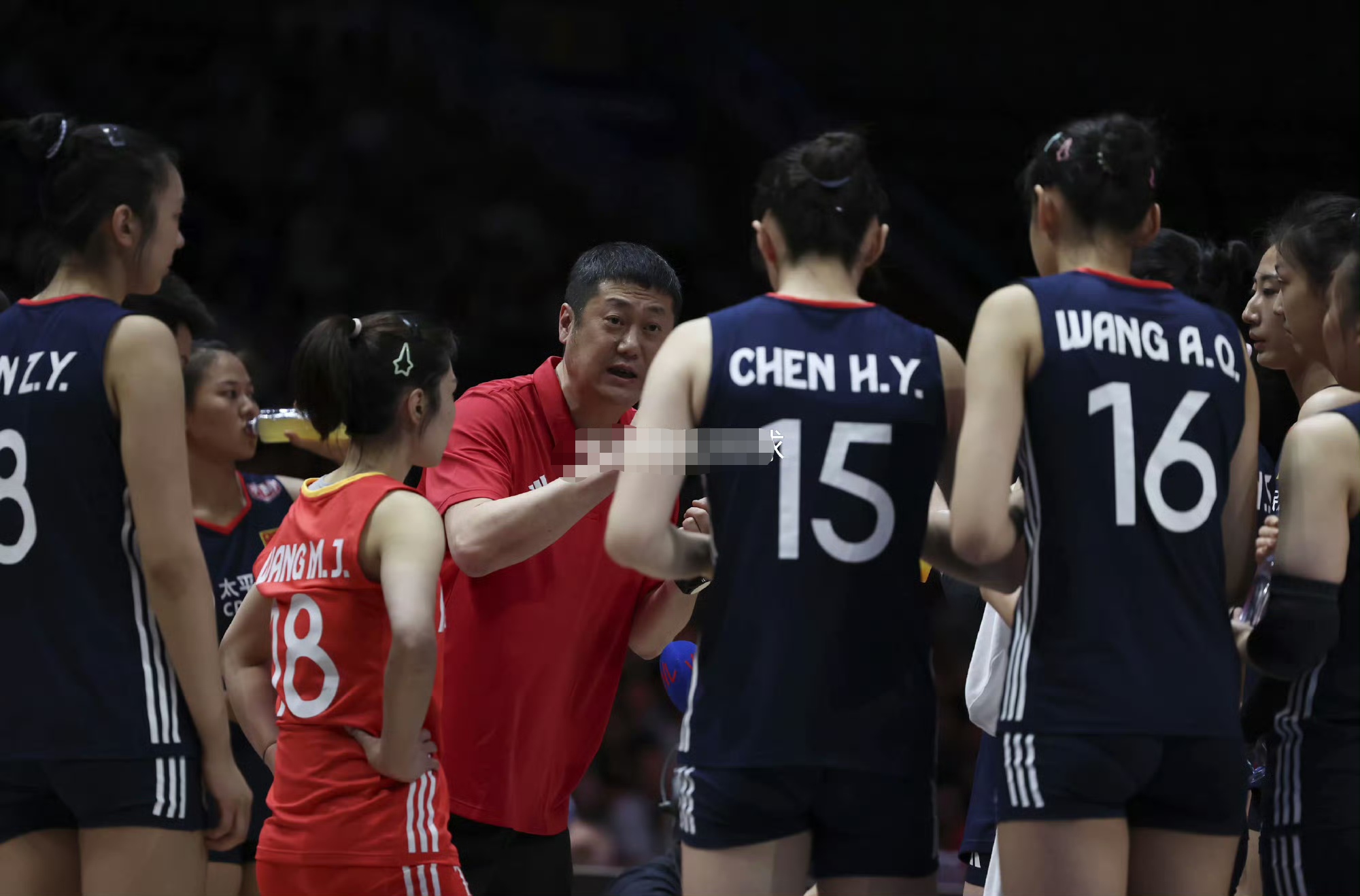 中国女排完胜德国晋级半决赛